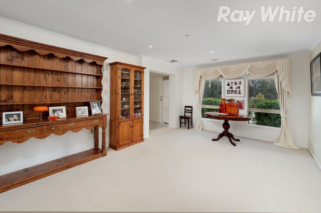 27 Tennyson Circuit, Mill Park VIC 3082, Mill Park - Thumbnail 7