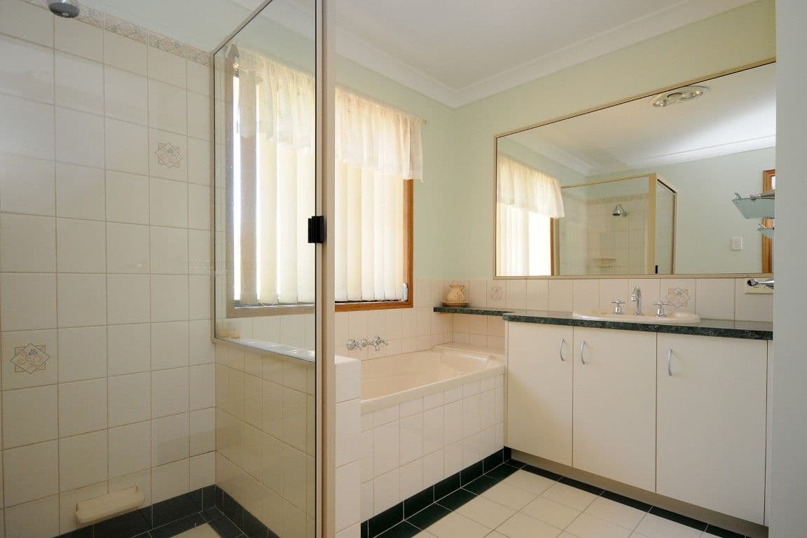 9 Lachlan Court, WESTBROOK QLD 4350, Westbrook - Thumbnail 6