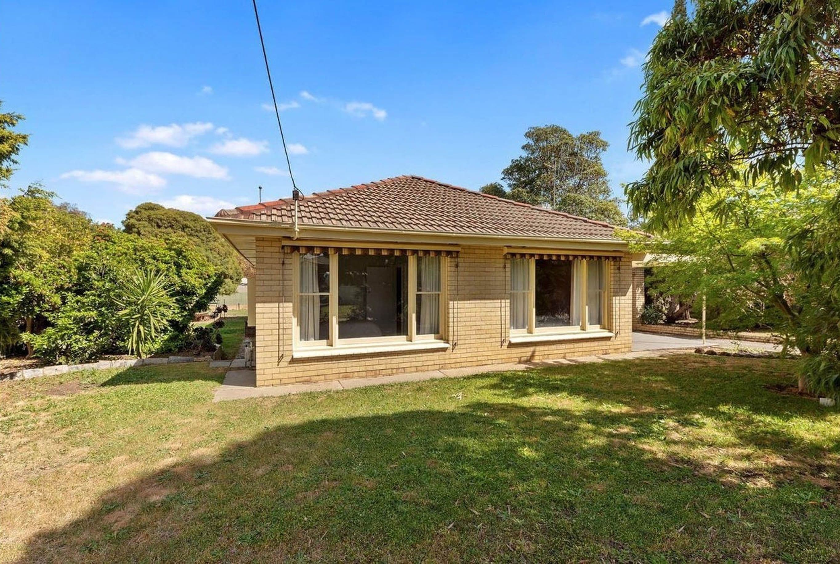 18 Somerville Street, Flora Hill VIC 3550, Flora Hill - Thumbnail 4