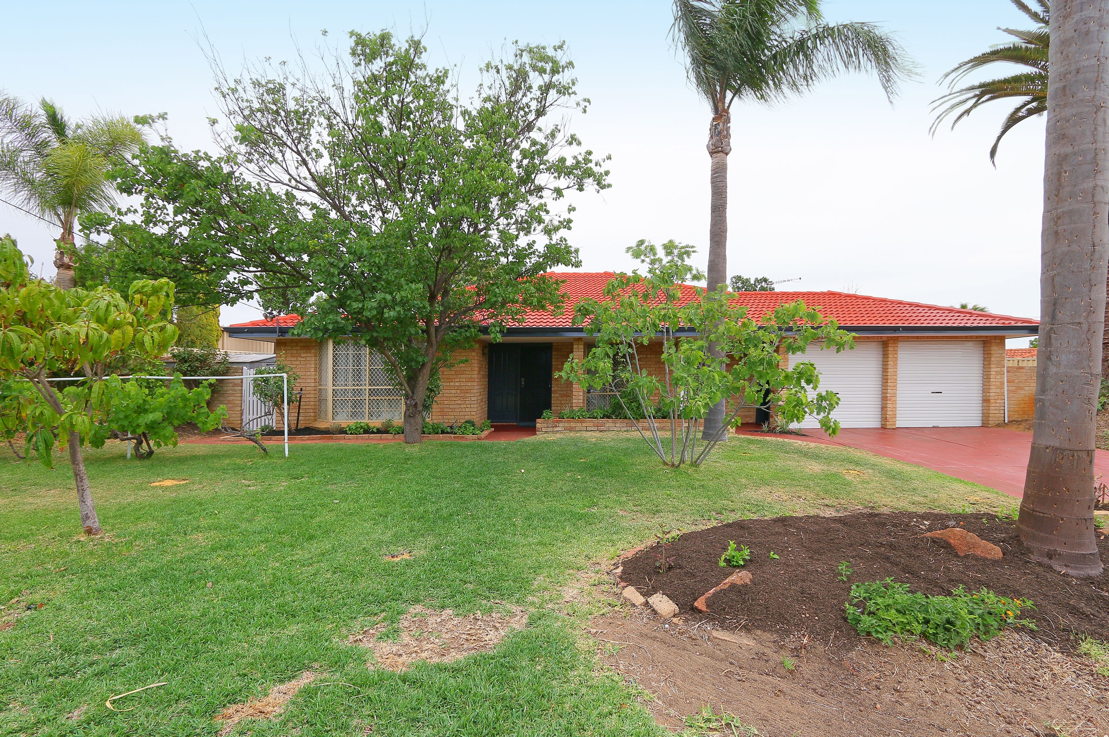 4 Cole Grove, Parmelia WA 6167, Parmelia - Image 1