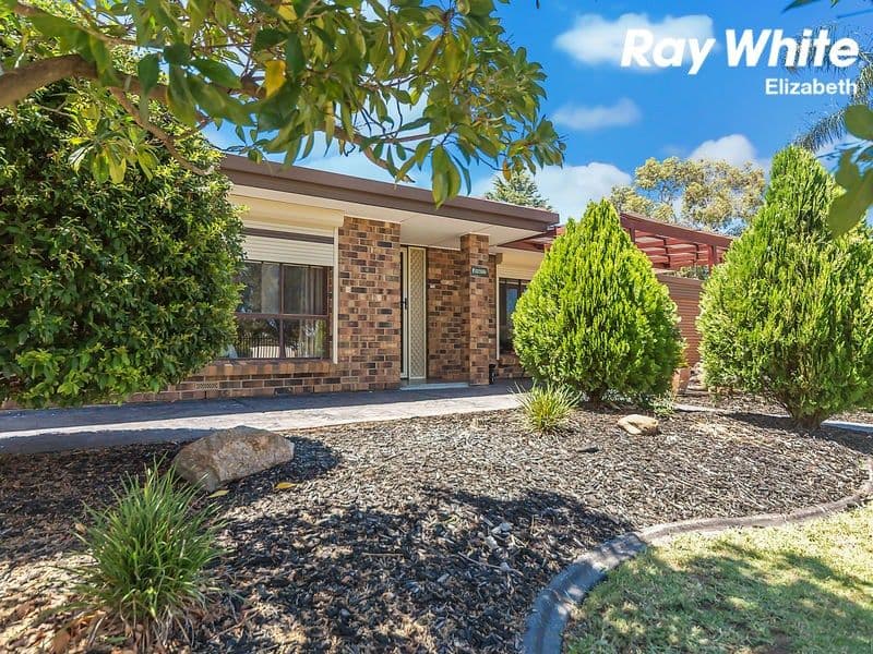17 Mildera Crescent, Craigmore SA 5114, Craigmore - Image 1