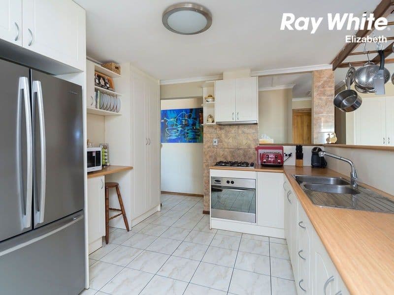 17 Mildera Crescent, Craigmore SA 5114, Craigmore - Thumbnail 6