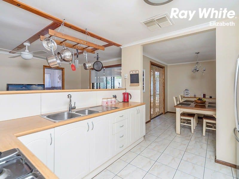 17 Mildera Crescent, Craigmore SA 5114, Craigmore - Thumbnail 7