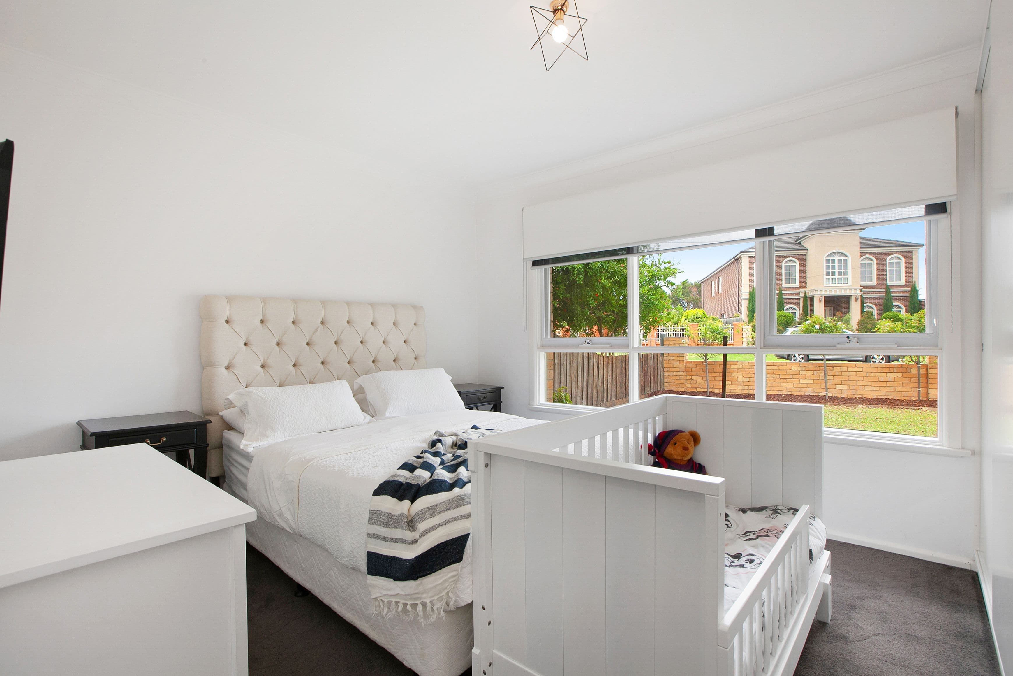 27 McCasker Avenue, Reservoir VIC 3073, Reservoir - Thumbnail 5