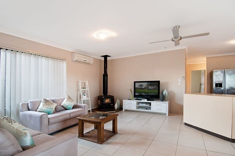 12 Mossman Avenue, BATEAU BAY NSW 2261, Bateau Bay - Thumbnail 5