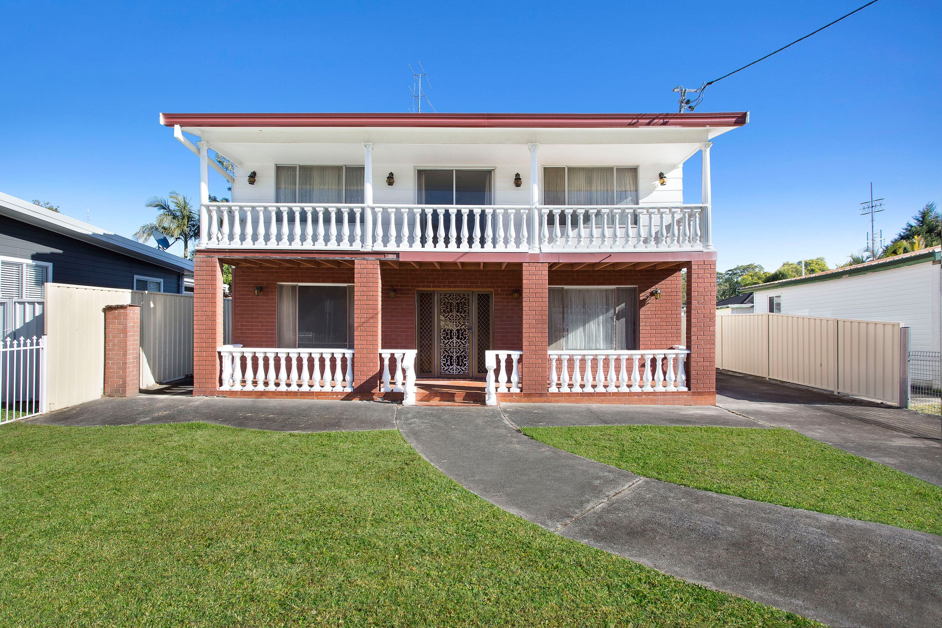 27 Adelaide Street, Tumbi Umbi - Image 1