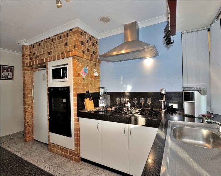 1 Giles Place, WAIKIKI WA 6169, Waikiki - Thumbnail 5