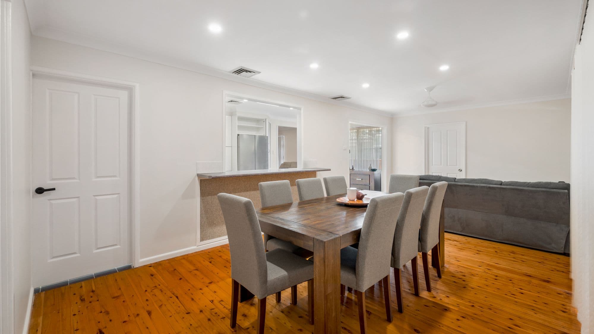 31 Darwin Road, Campbelltown NSW 2560, Campbelltown - Thumbnail 4