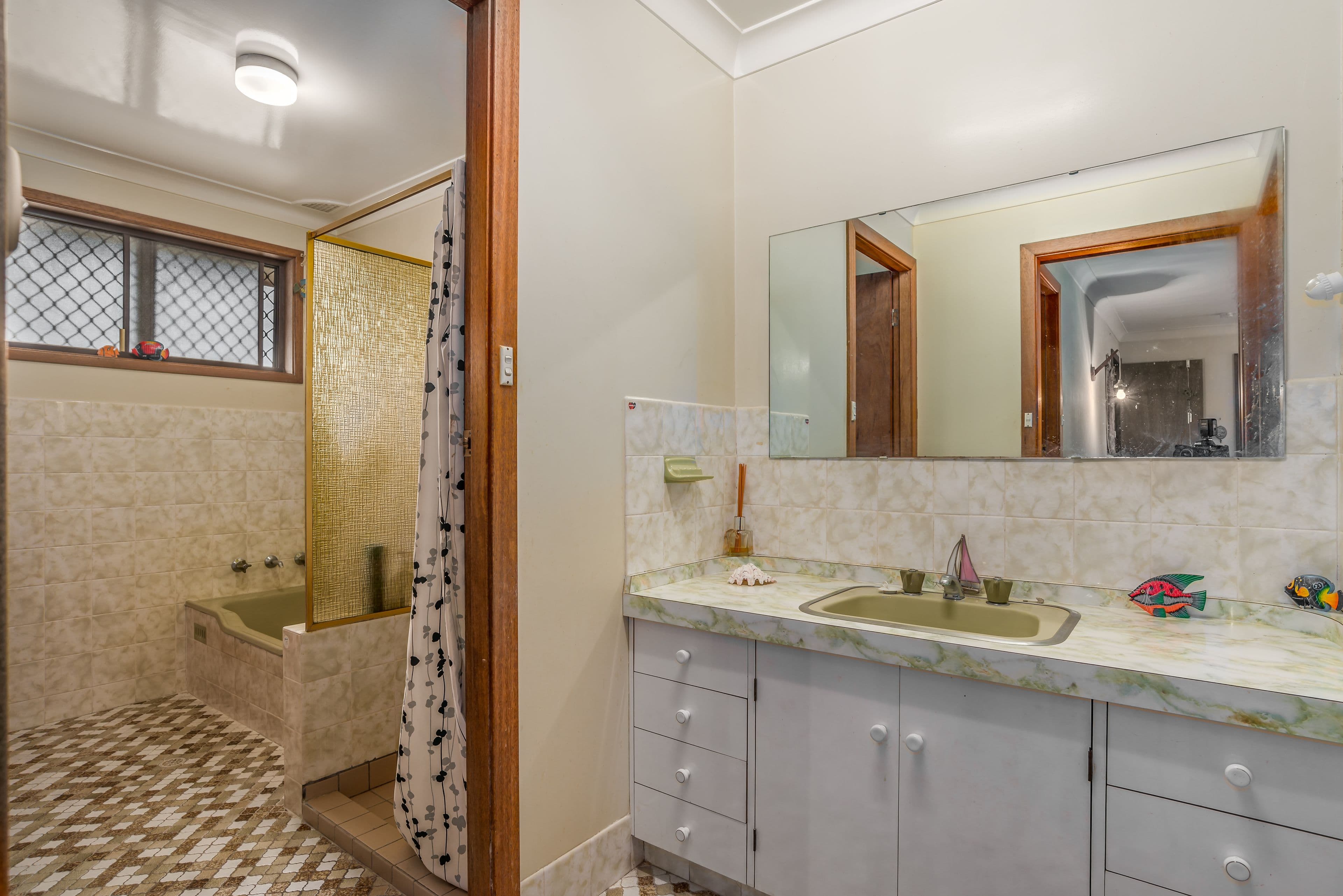 12 Edinburgh Avenue, Singleton - Thumbnail 5