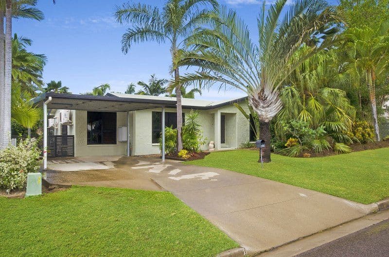26 Scenic Drive, MOUNT LOUISA QLD 4814, Mount Louisa - Image 1