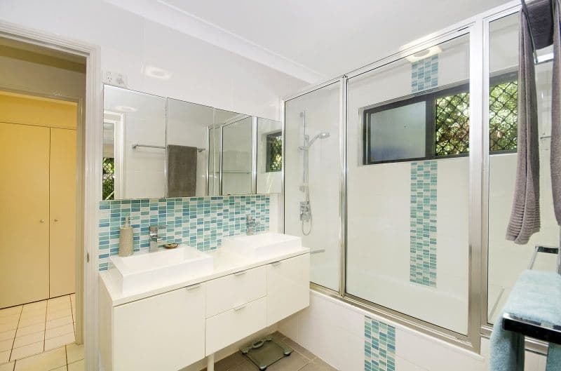26 Scenic Drive, MOUNT LOUISA QLD 4814, Mount Louisa - Thumbnail 6