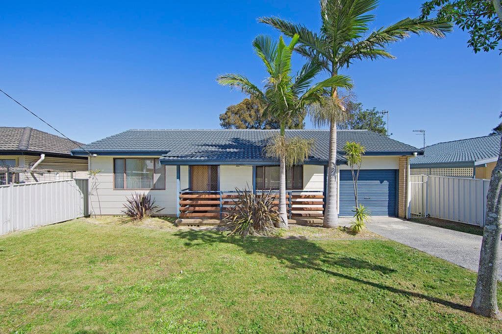 18 Robertson Road, Killarney Vale NSW 2261, Killarney Vale - Image 1