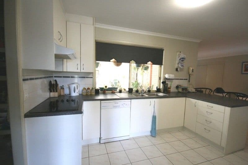 28 Loffs Road, LOGANHOLME QLD 4129, Loganholme - Thumbnail 3