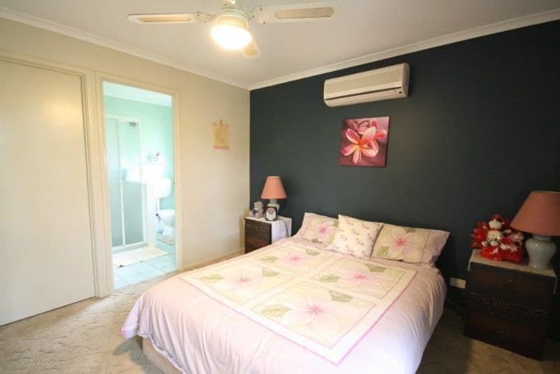 28 Loffs Road, LOGANHOLME QLD 4129, Loganholme - Thumbnail 4