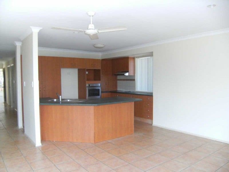 9/11 Treasure Island Drive, Biggera Waters, QLD, 4216, Biggera Waters - Thumbnail 4