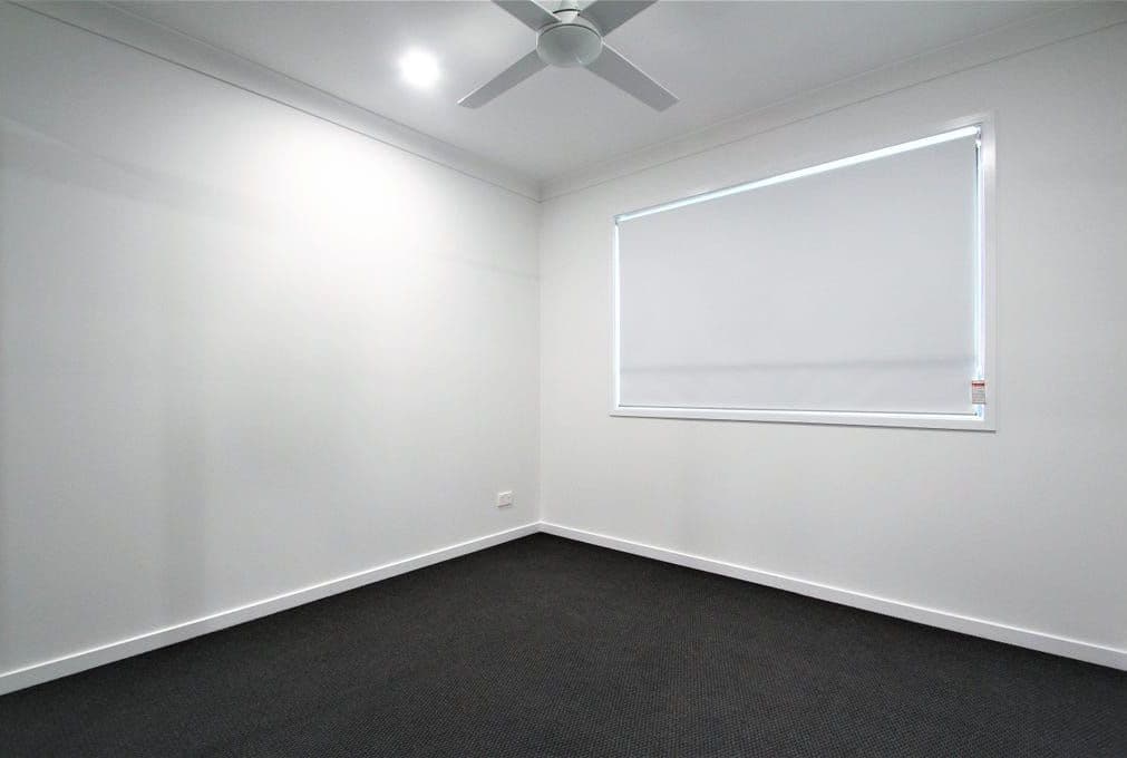 4 Carrick Place, Greenbank QLD 4124, Greenbank - Thumbnail 6