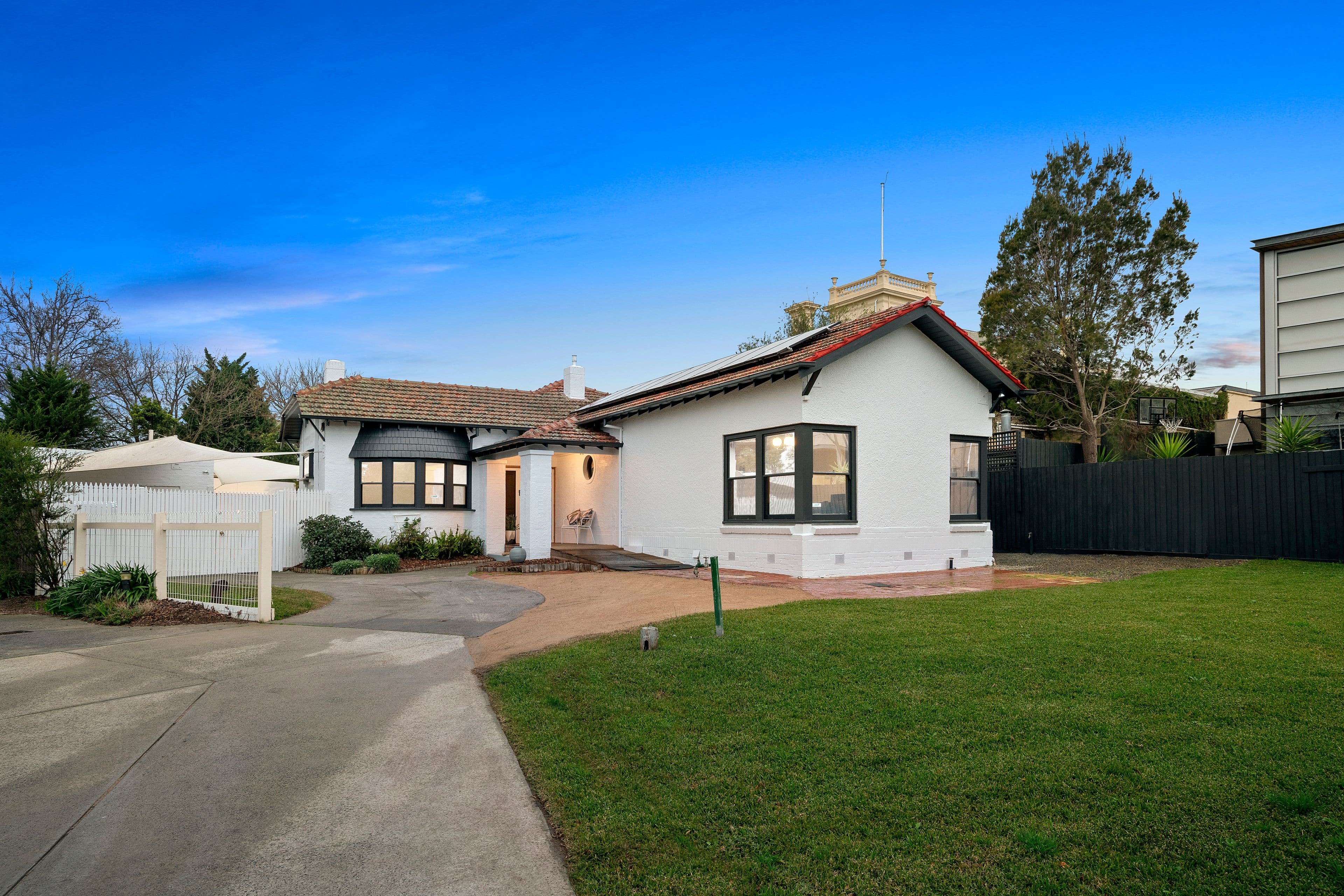 8 Cecil Street, Brighton East VIC 3187, Brighton East - Thumbnail 2