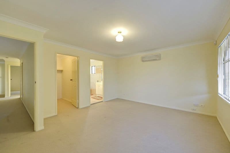 2 Woodglen Street, KURABY QLD 4112, Kuraby - Thumbnail 5