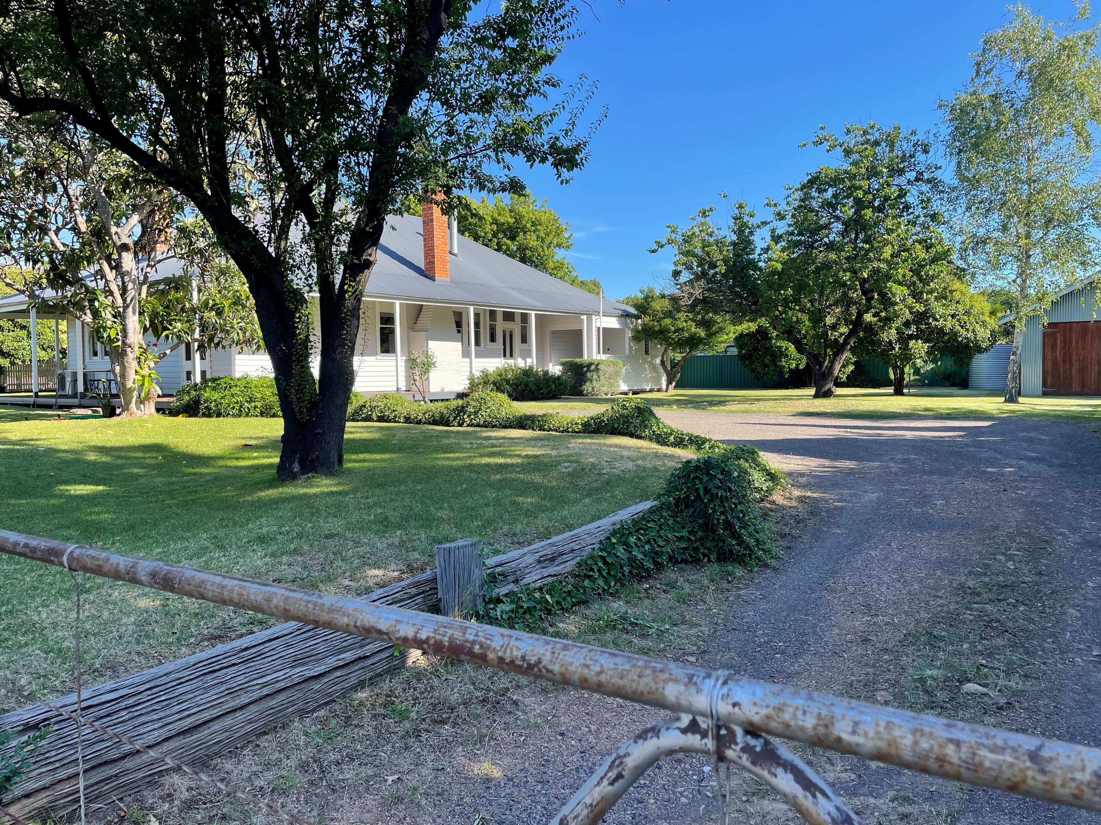 19-21 Apollo Street, Mansfield VIC 3722, Mansfield - Thumbnail 3