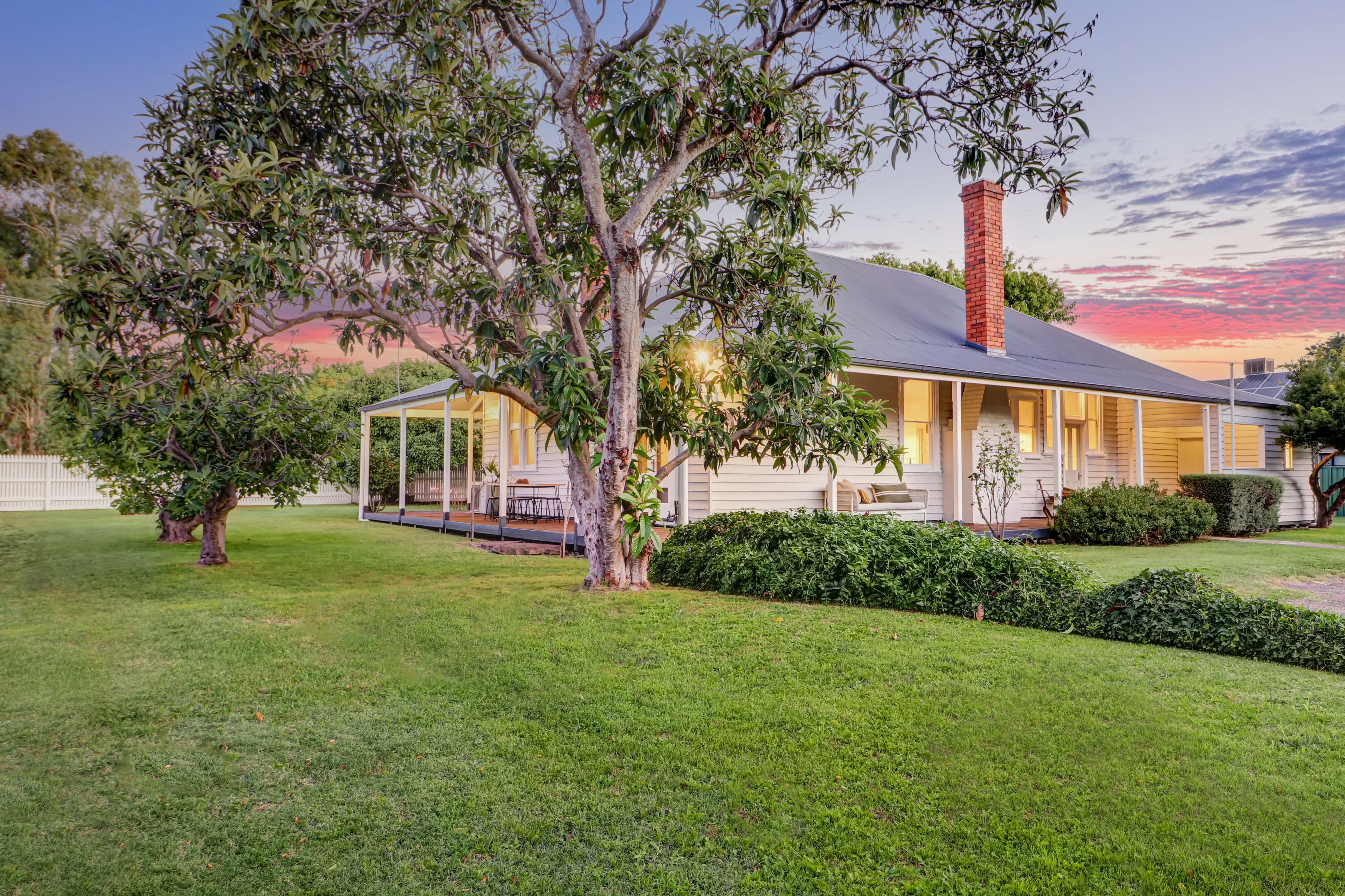 19-21 Apollo Street, Mansfield VIC 3722, Mansfield - Thumbnail 4