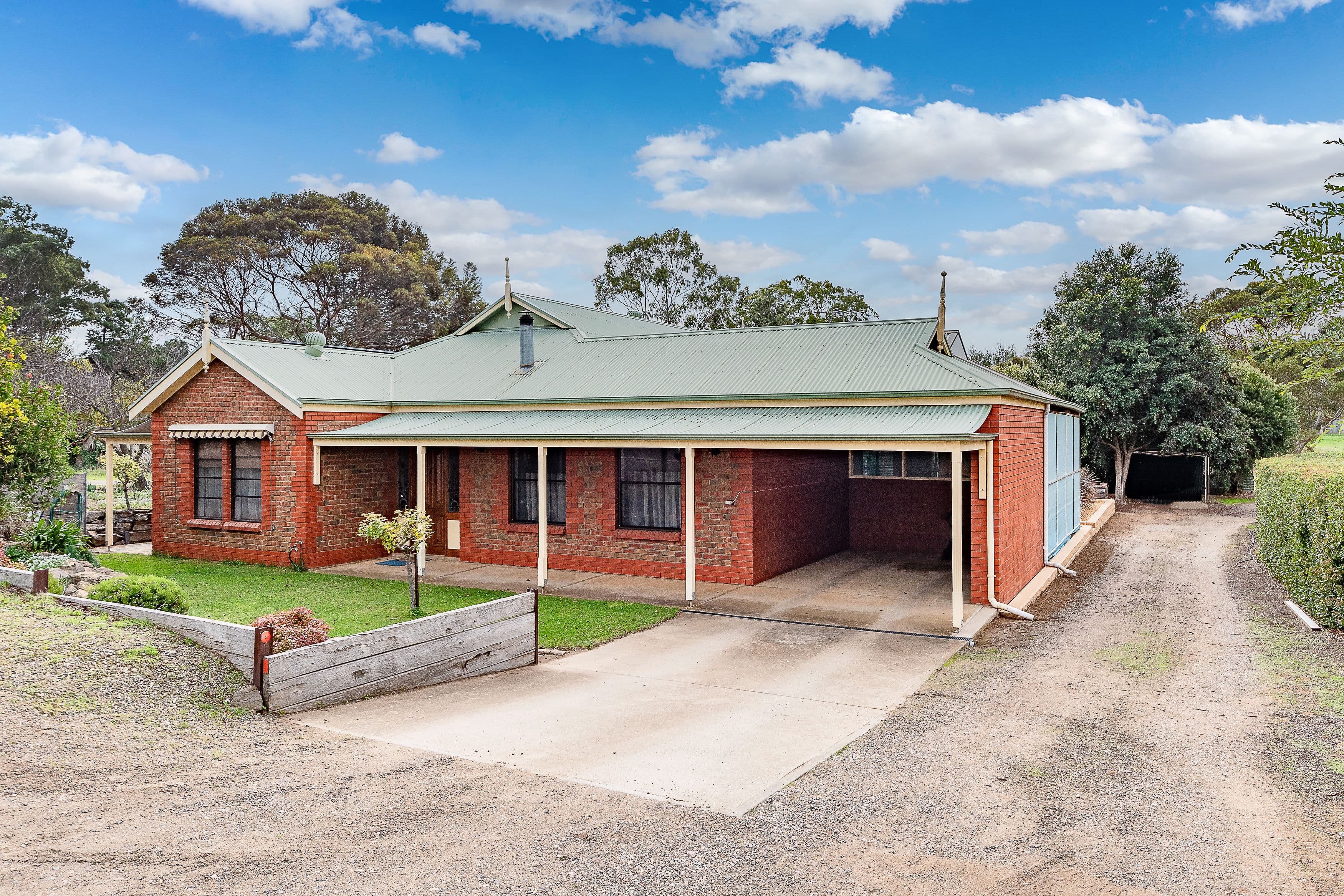 11 Illman Avenue, Murray Bridge SA 5253, Murray Bridge - Image 1