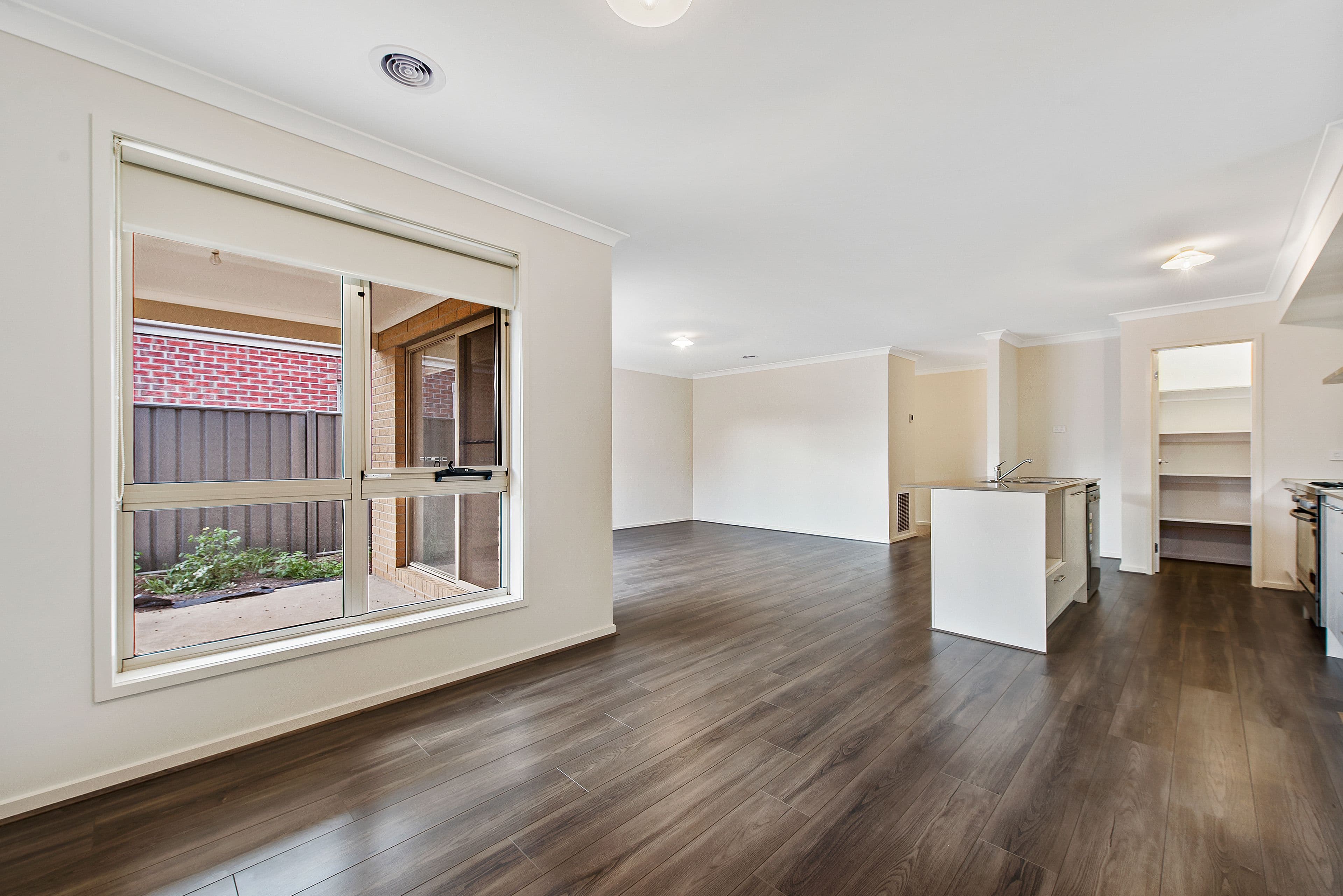 10 Lister Road, Melton West VIC 3337, Melton - Thumbnail 5