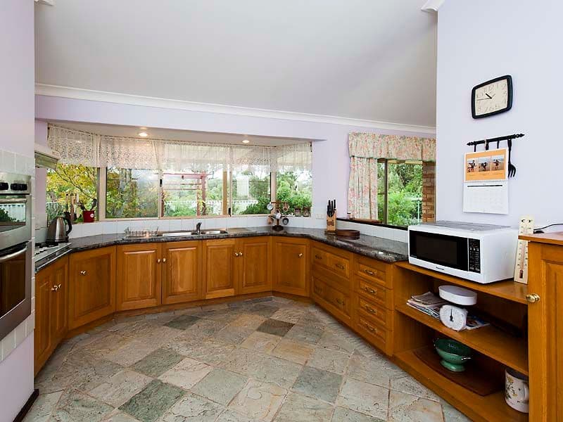 11 Timberlane Loop, Cooloongup WA 6168, Cooloongup - Thumbnail 2