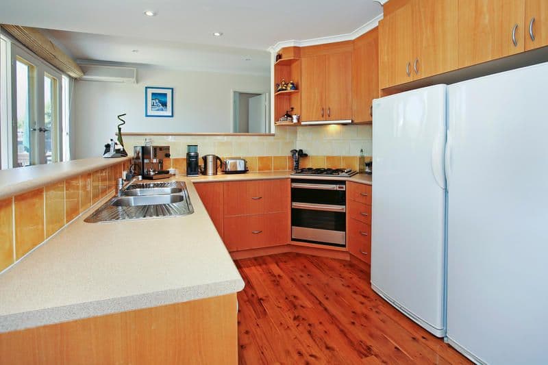 7 Shiraz Drive, WAURN PONDS VIC 3216, Waurn Ponds - Thumbnail 4