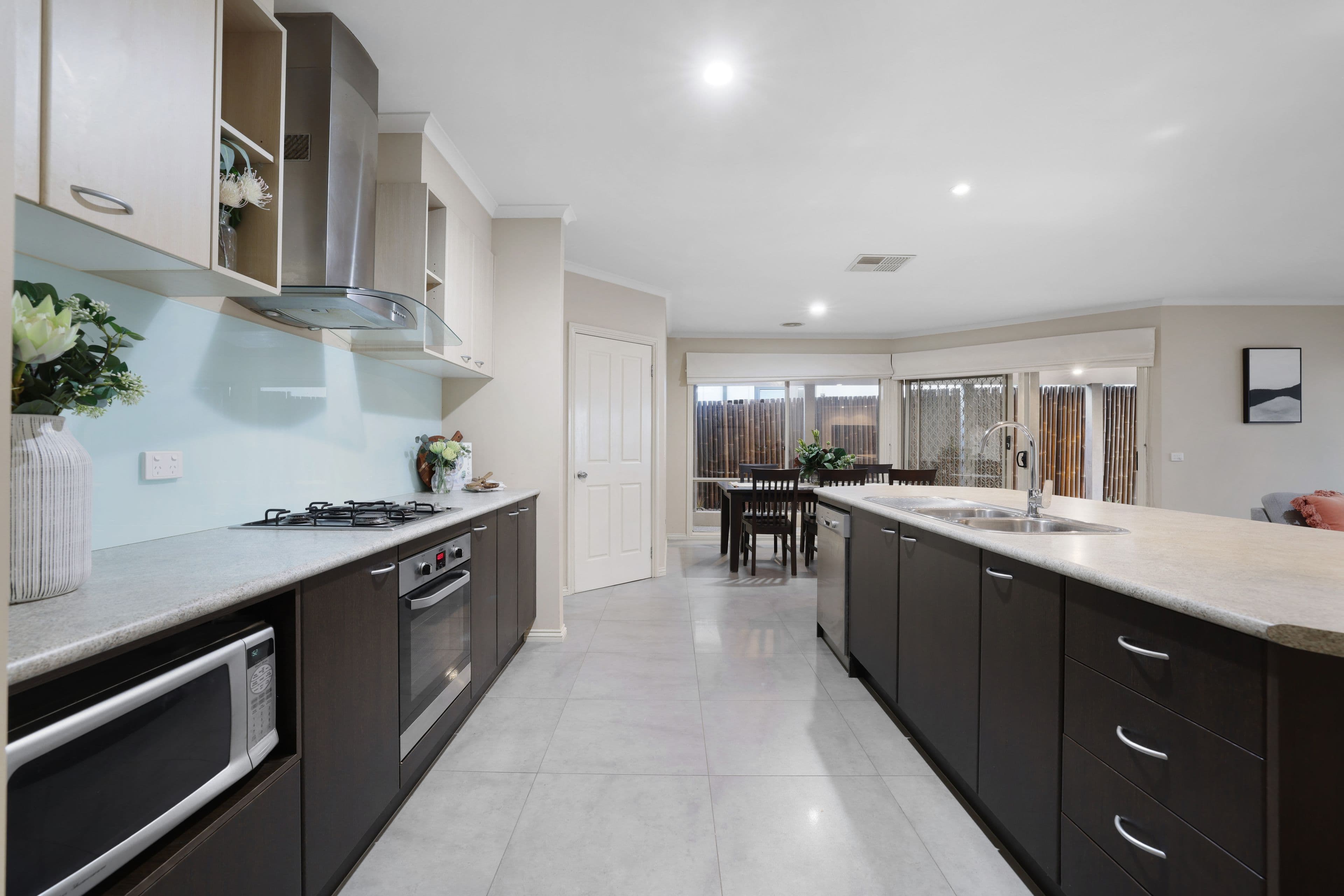 13 Hermitage Place, Rowville VIC 3178, Rowville - Thumbnail 6