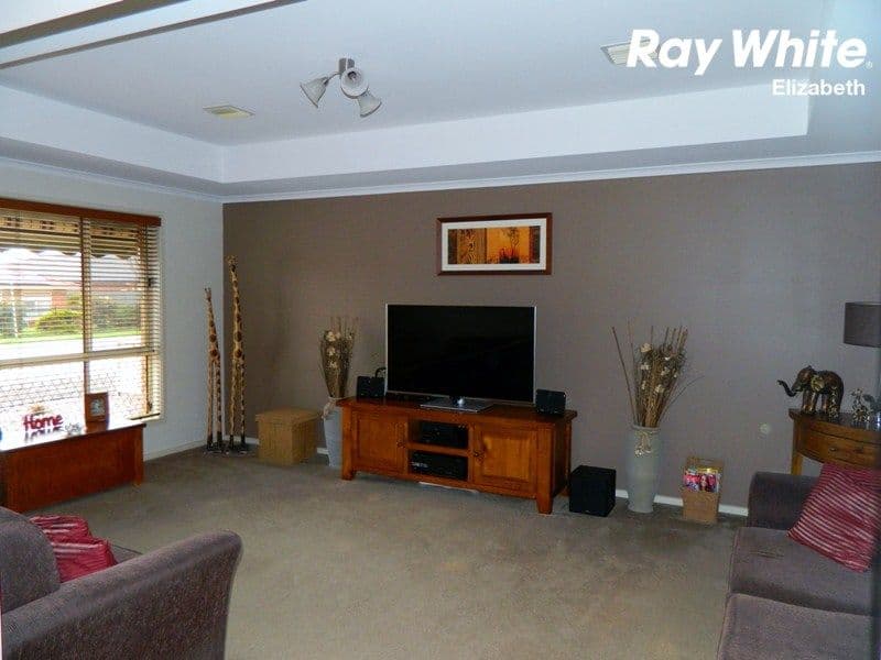 60 Peerless Road, Munno Para West SA 5115, Munno Para West - Thumbnail 2