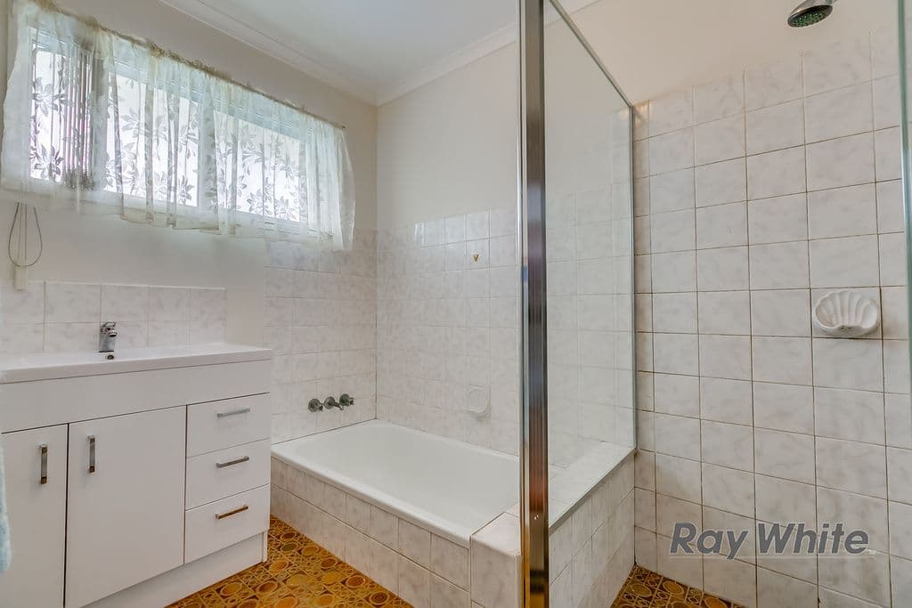 18 Amaryllis Street, Alexandra Hills QLD 4161, Alexandra Hills - Thumbnail 3