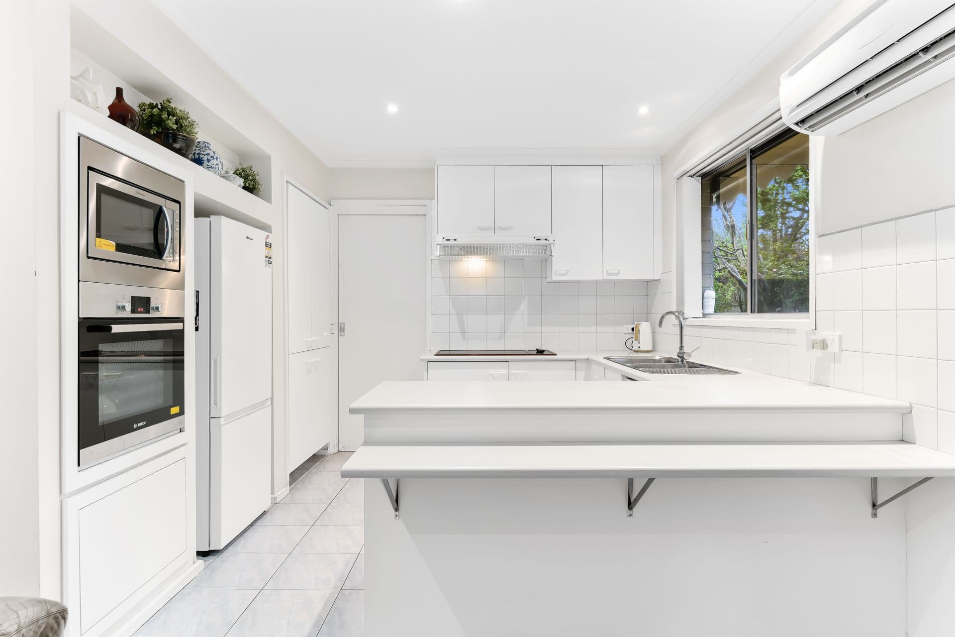 19 Meadowbrook Drive, Wheelers Hill VIC 3150, Wheelers Hill - Thumbnail 6