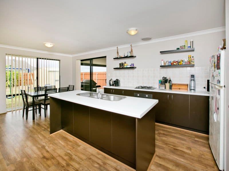 24 Hatfield Road, ELLENBROOK WA 6069, Ellenbrook - Thumbnail 2