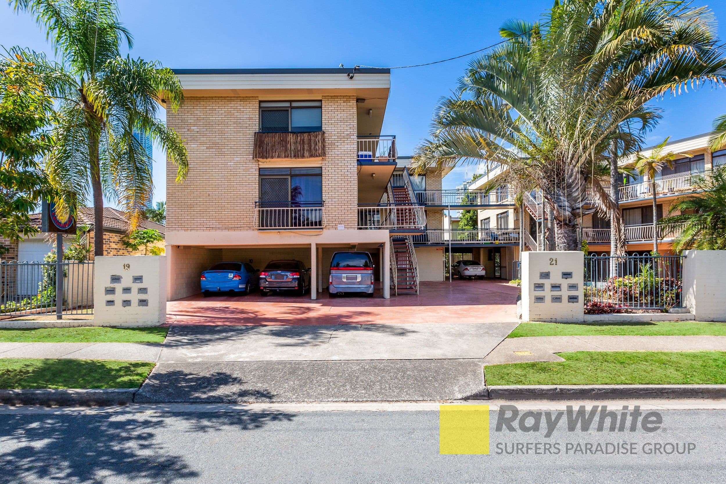 19 Leonard Avenue, Surfers Paradise QLD 4217, Surfers Paradise - Image 1