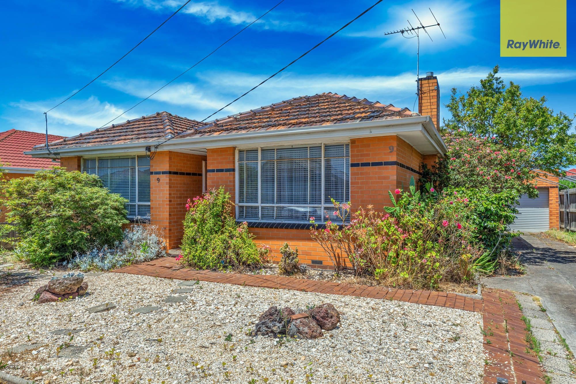 9 Harleston Street, St Albans VIC 3021, St Albans - Image 1