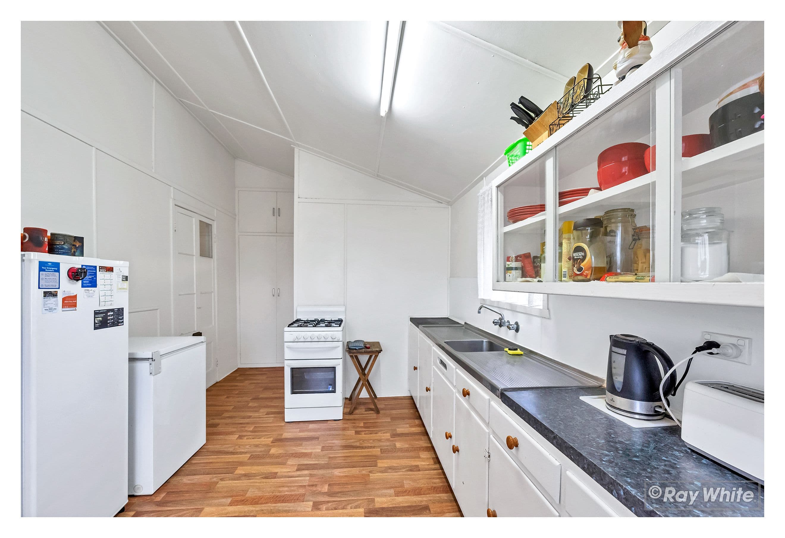 212 Agnes Street, The Range QLD 4700, The Range - Thumbnail 5