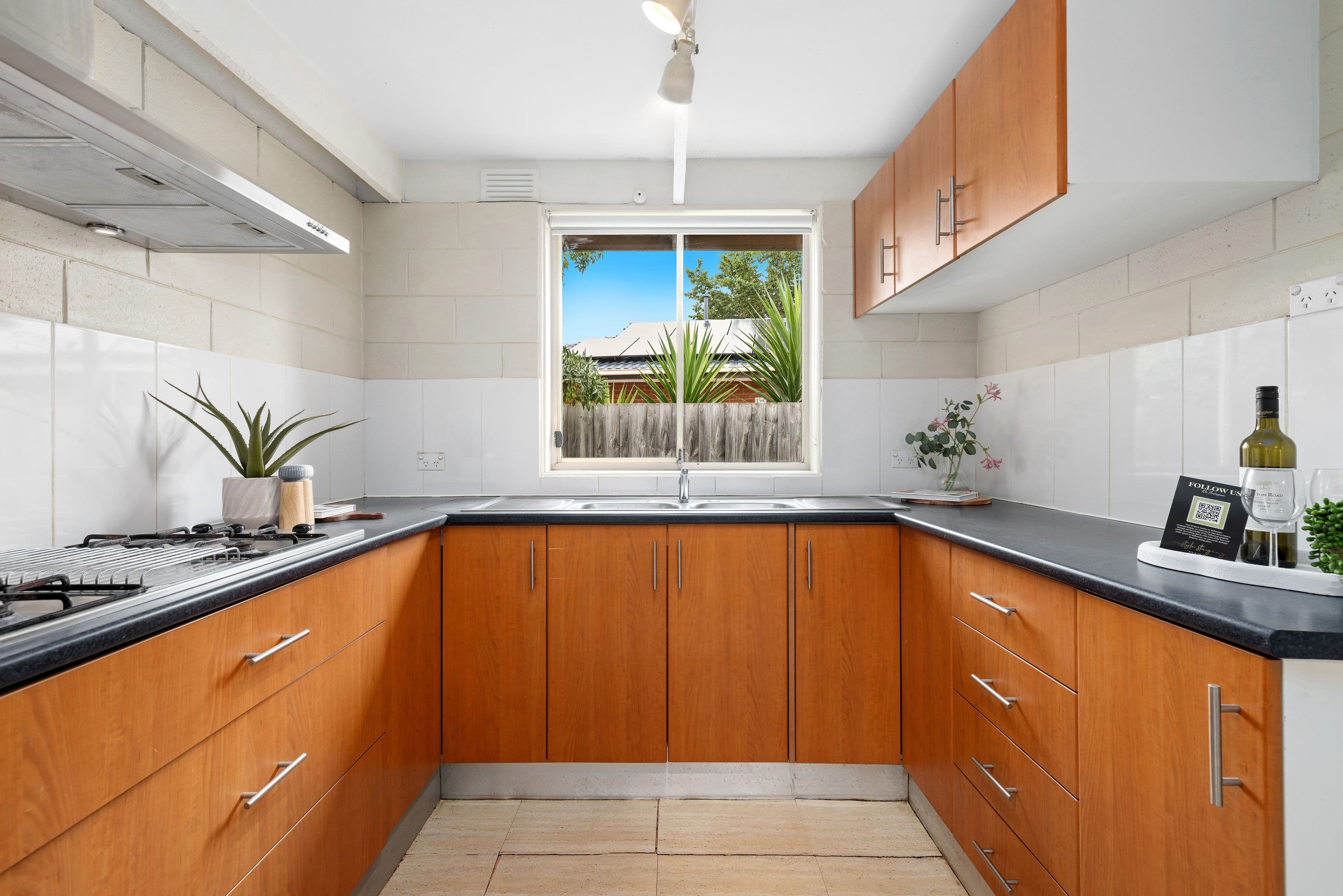 16 Hunt Drive, Seaford VIC 3198, Seaford - Thumbnail 5