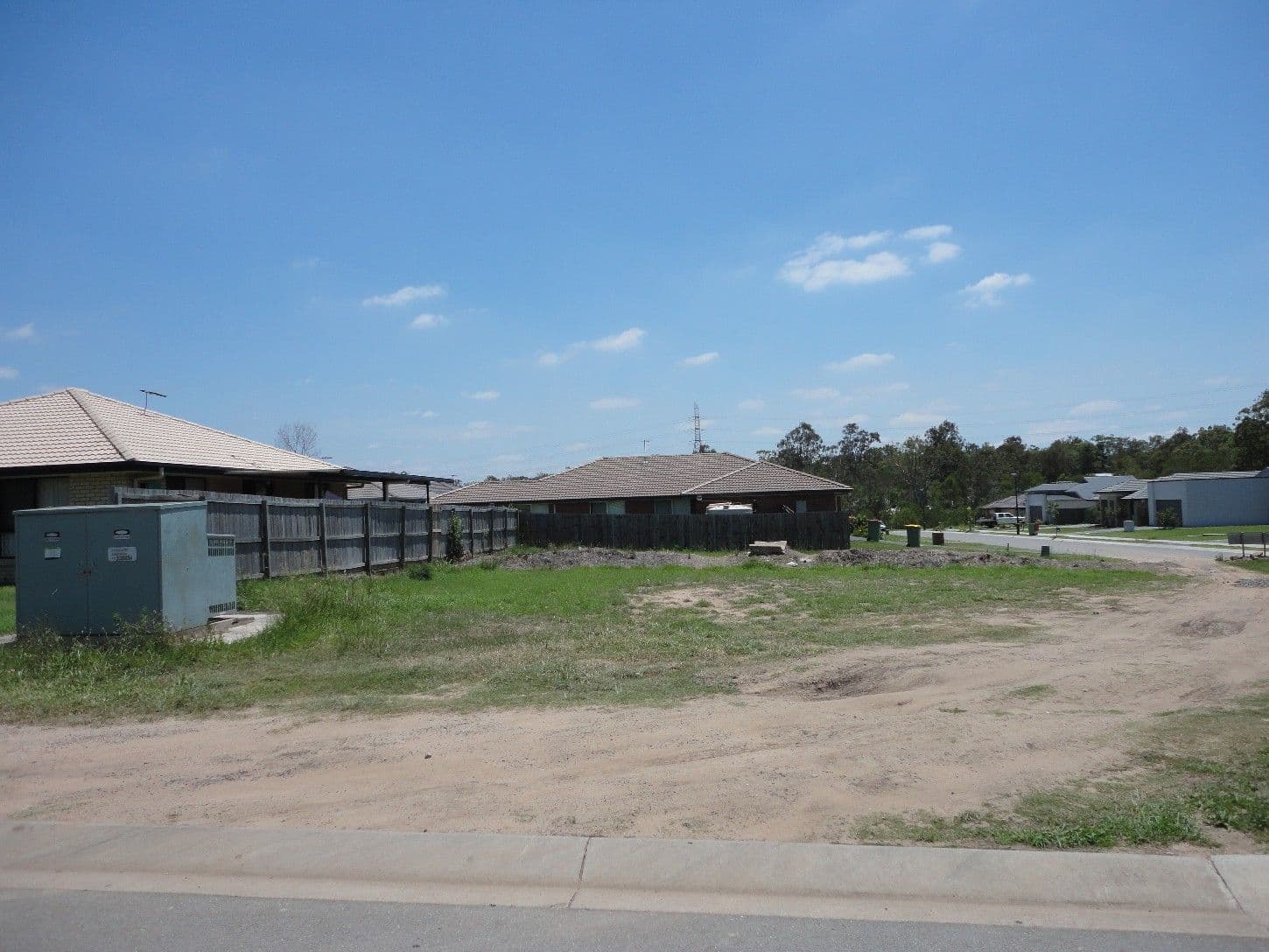 22 Wolfik Drive, GOODNA QLD 4300, Goodna - Thumbnail 2
