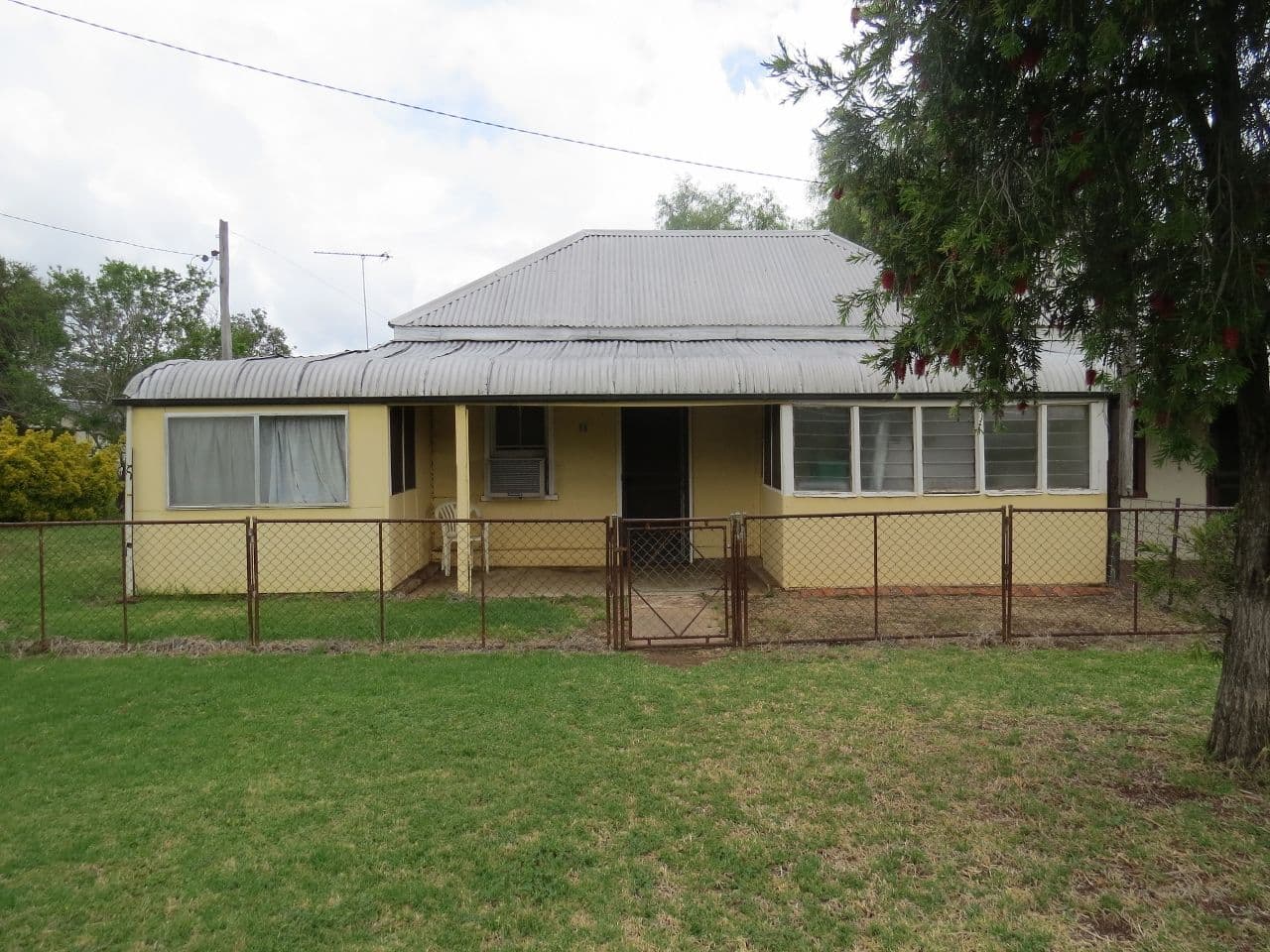 36 Cowra Street, Gooloogong - Image 1