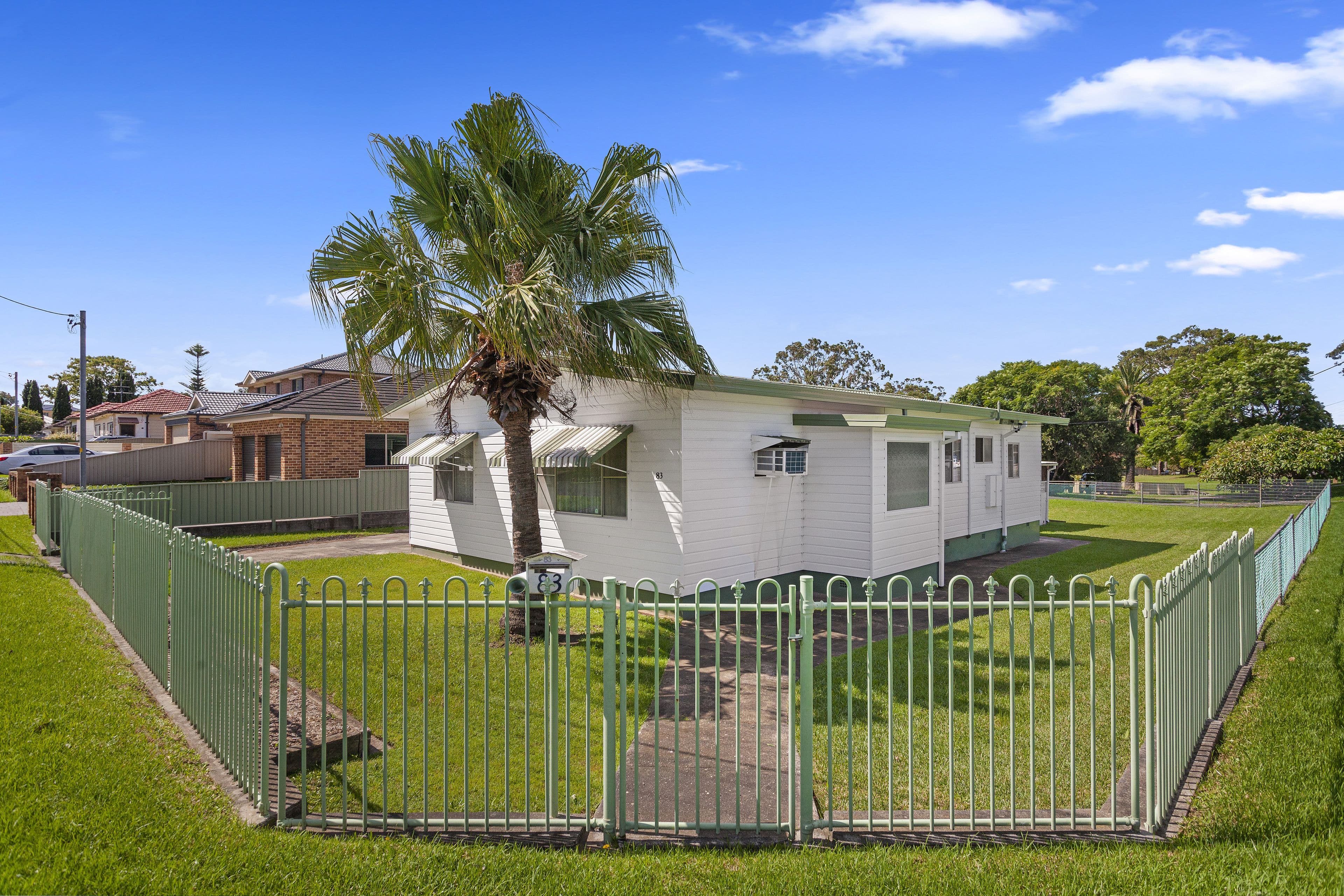83 Russell Street, Balgownie NSW 2519, Balgownie - Thumbnail 3