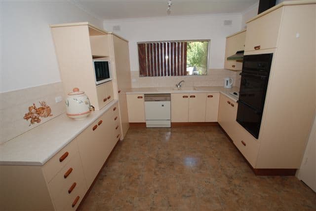 8 Cronulla Drive, REDWOOD PARK SA 5097, Redwood Park - Thumbnail 4
