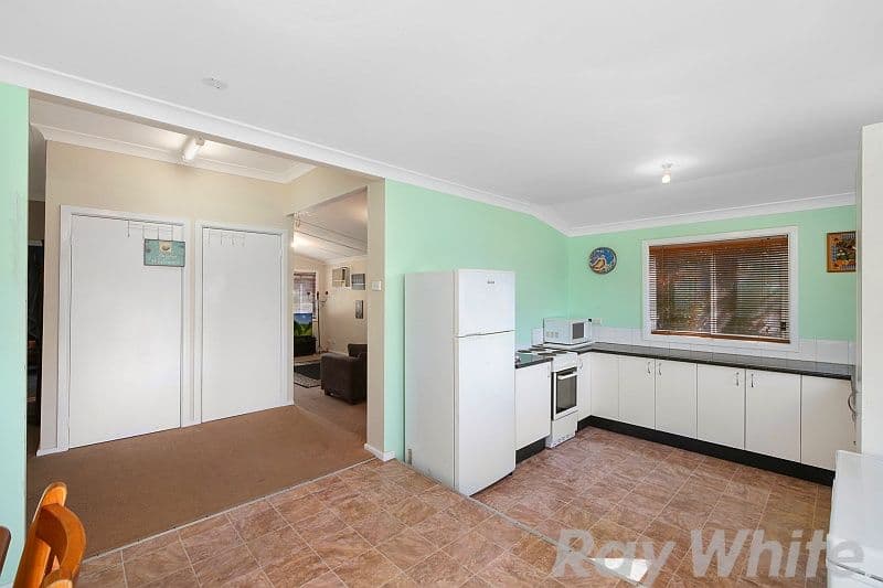 67 Delia Avenue, Budgewoi - Thumbnail 2