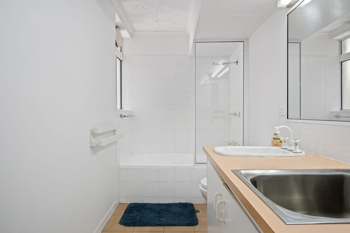 20 Ocean Street, Mermaid Beach QLD 4218, Mermaid Beach - Thumbnail 6