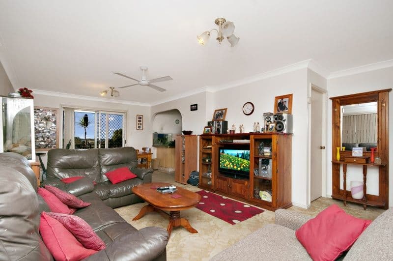 27 Wyong Road, BERKELEY VALE NSW 2261, Berkeley Vale - Thumbnail 4