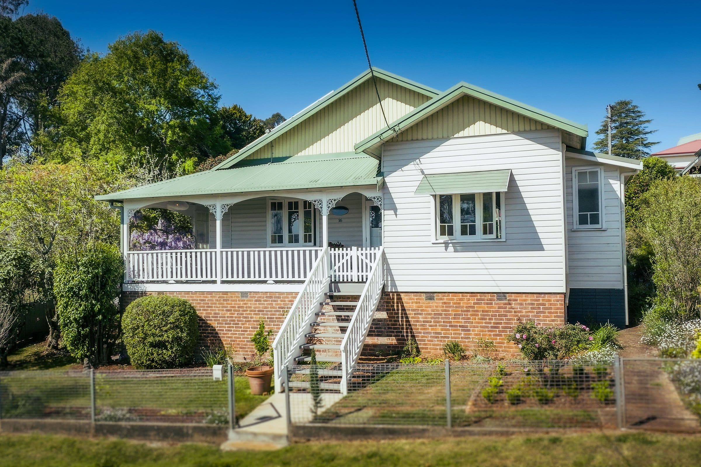 16 Myrtle Street, Dorrigo NSW 2453, Dorrigo - Thumbnail 2