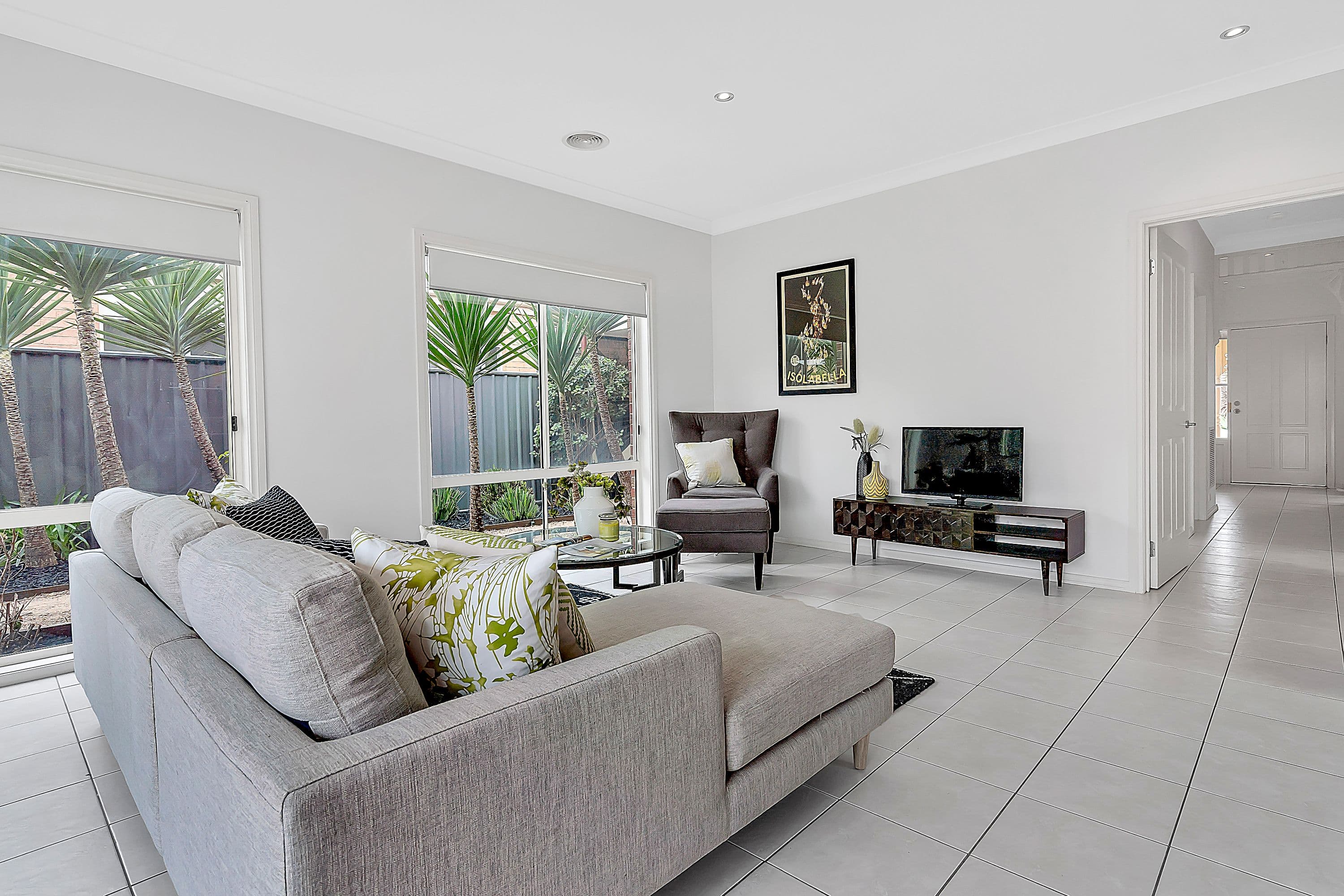 32 Girraween Crescent, Craigieburn VIC 3064, Craigieburn - Thumbnail 3