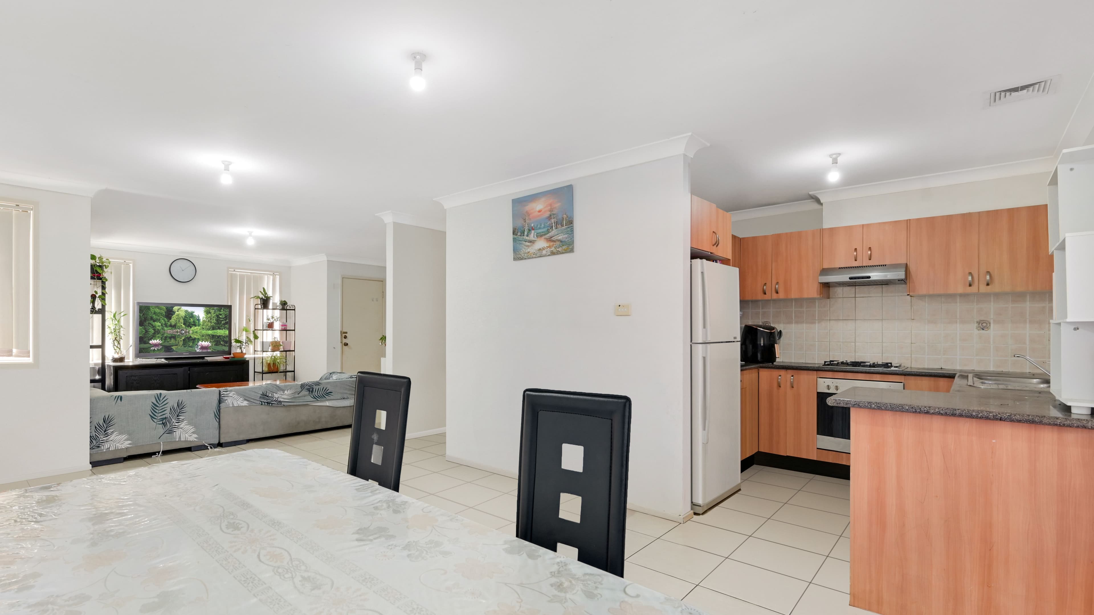 2 Baldwin Avenue, Glenfield NSW 2167, Glenfield - Thumbnail 3