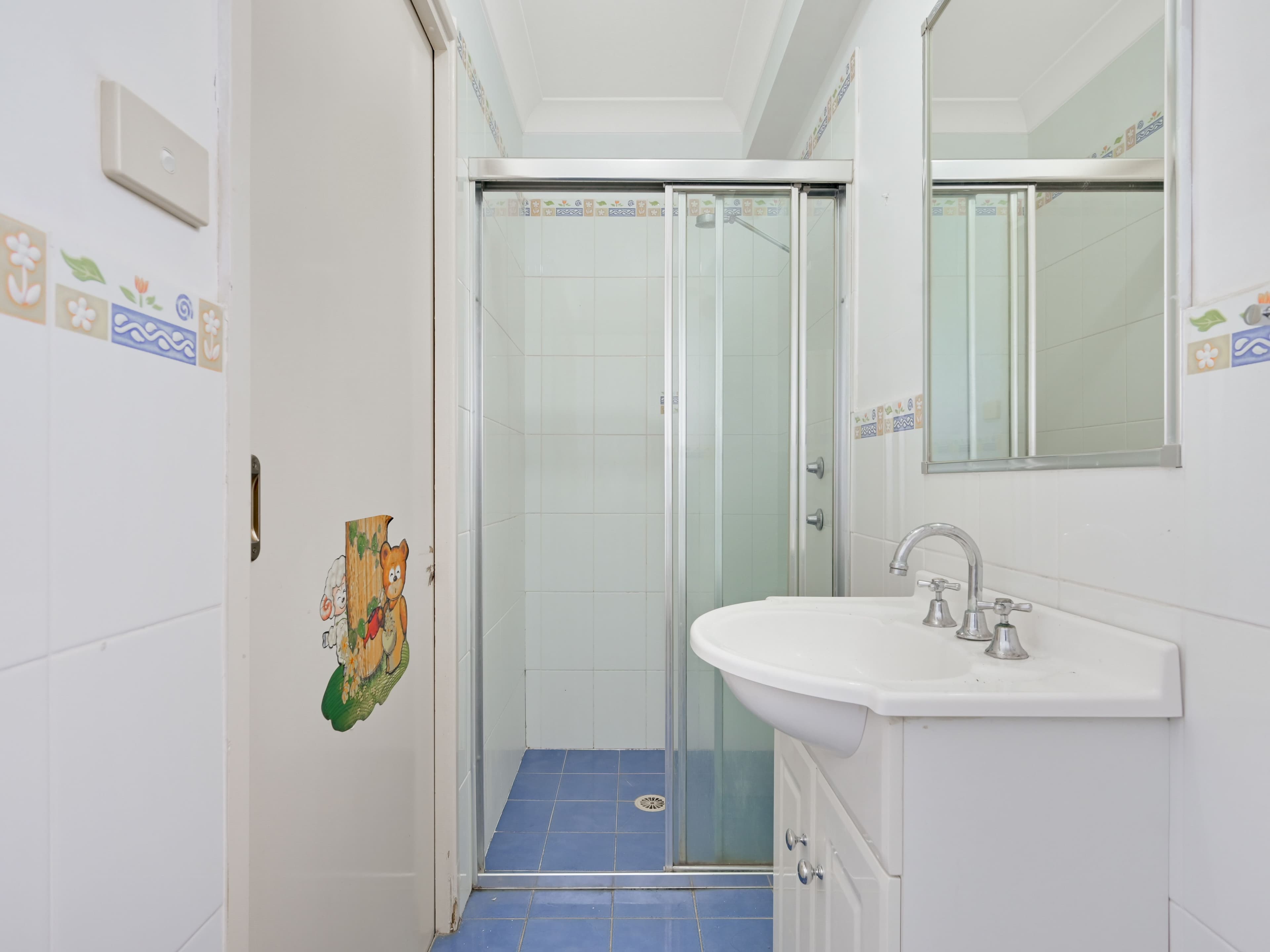 2 Baldwin Avenue, Glenfield NSW 2167, Glenfield - Thumbnail 6