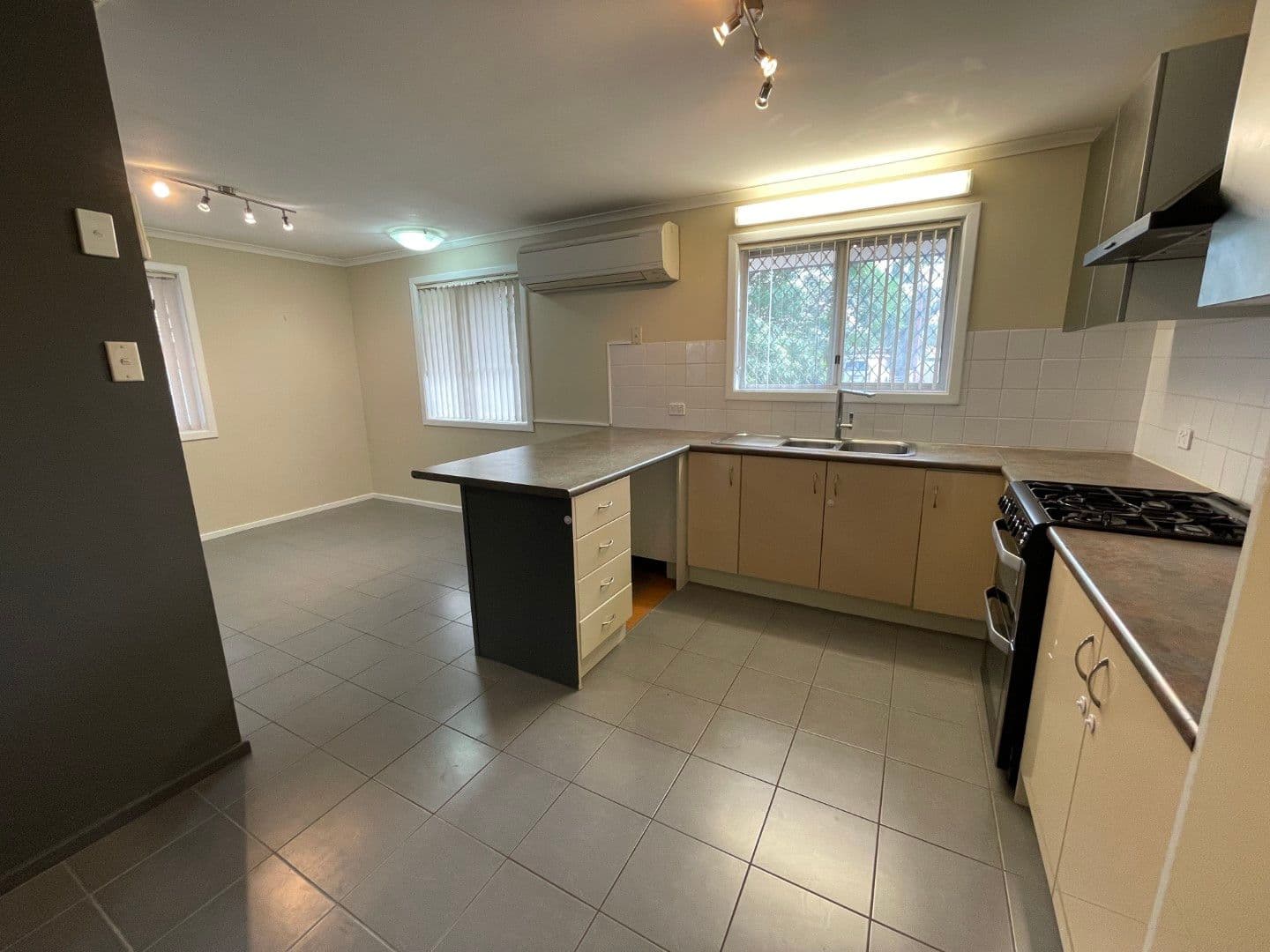37 Strickland Drive, Millars Well WA 6714, Millars Well - Thumbnail 7