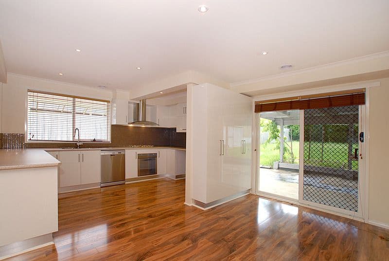 27 Bryden Drive, FERNTREE GULLY VIC 3156, Ferntree Gully - Thumbnail 3